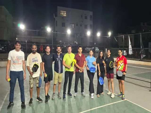 Pickleball Social League: Play, Compete & Meet New People